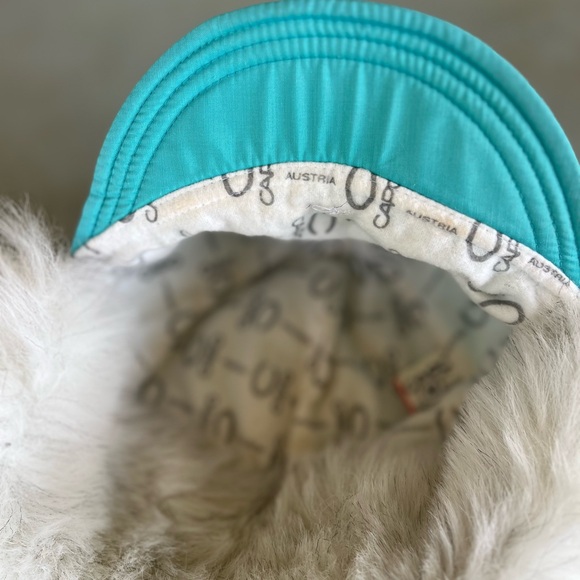 CAPO ladies toboggan warm, can wear the ear flaps up or down size med Austria - Picture 3 of 10